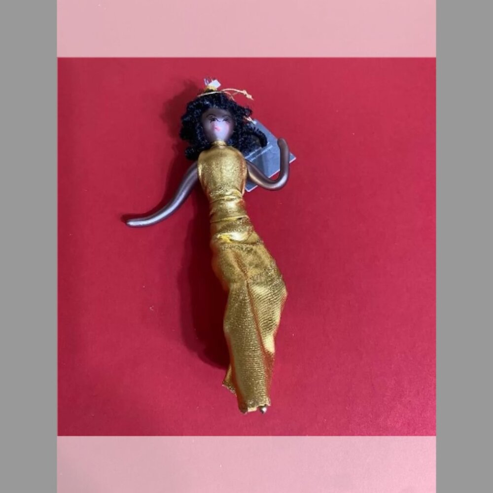DE CARLINI Diana Ross Christmas Ornament